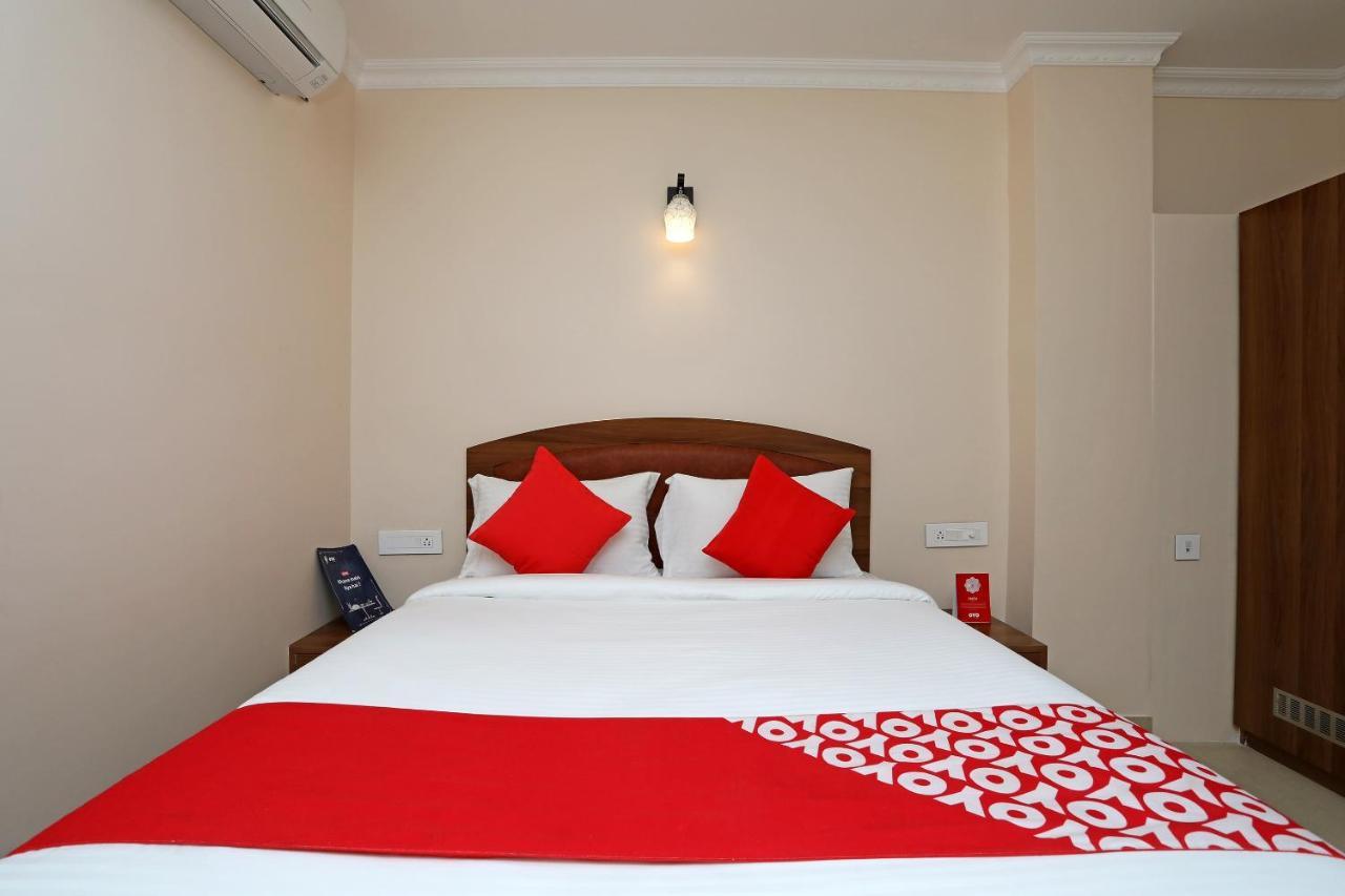 Hotel Oyo 13528 Kumud Plaza Bhubaneswar Exterior foto